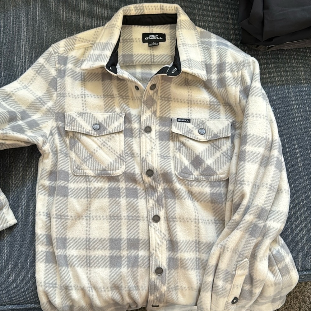 O’Neill flannel style, fleece shirt jacket. Youth medium